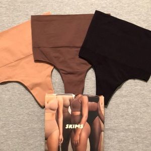 SKIMS Core Control Thong